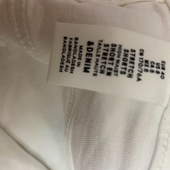 Denim stretchable shorts - Picture 2 of 2